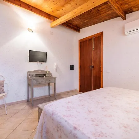 Relax Con Piscina فيلة