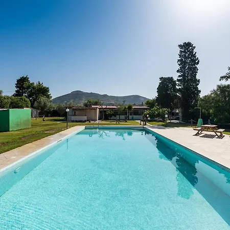 Relax Con Piscina Вилла Сан-Джованни-Суерджу